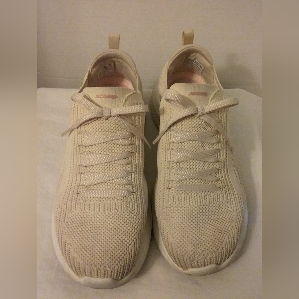 Skechers Tan Natural Memory Foam Slip-on Size 9.5